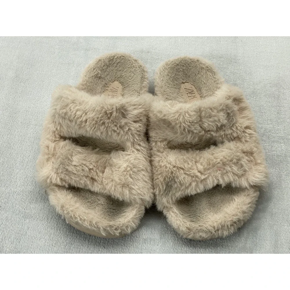 ZARA Sandals Girls Size EU31 US13 Beige Tan Faux Fur Double Strap Fuzzy Slides